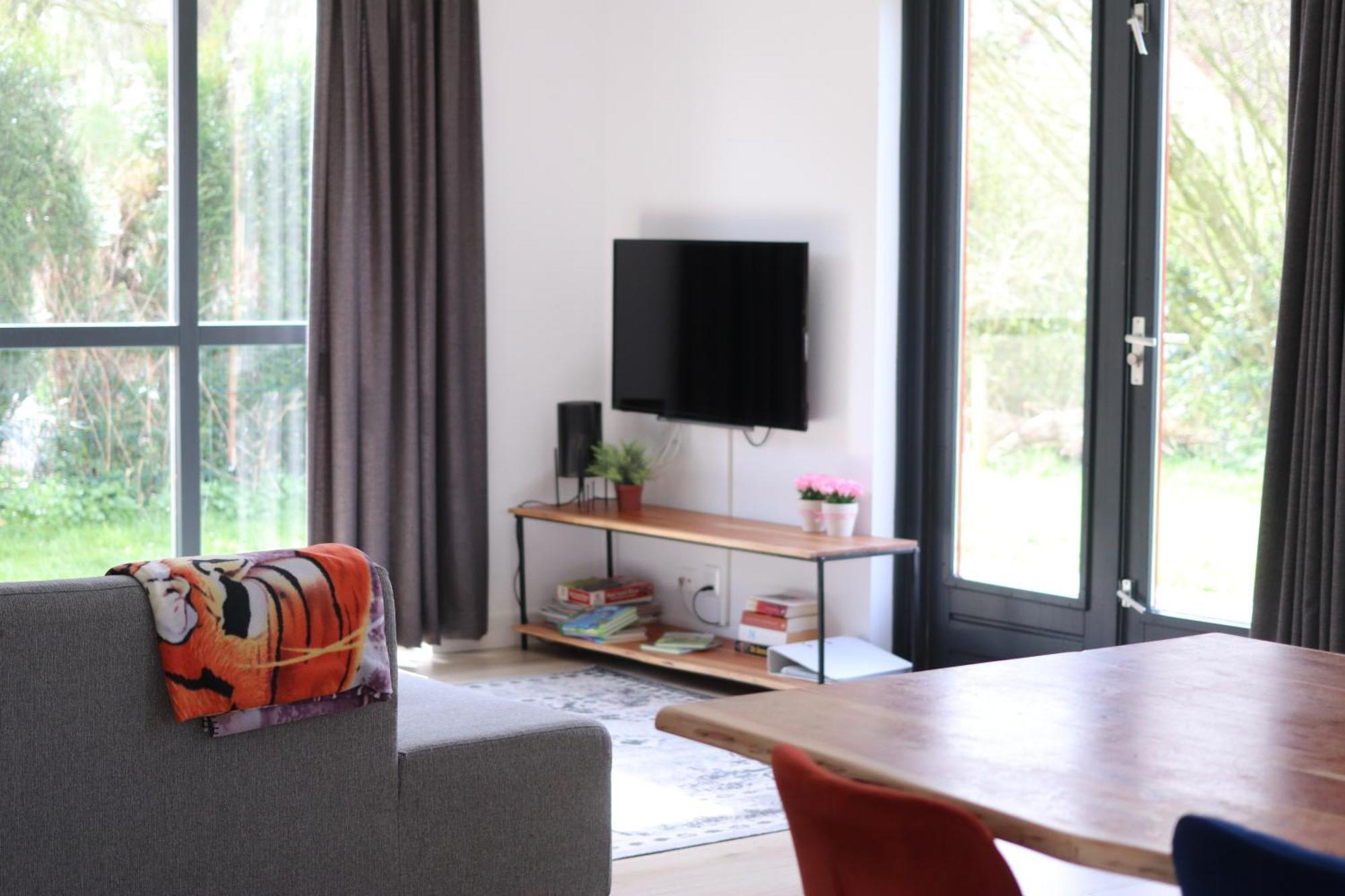 Comfortabel 6P Vakantiehuis Met Laadpaal Ewijk Екстериор снимка