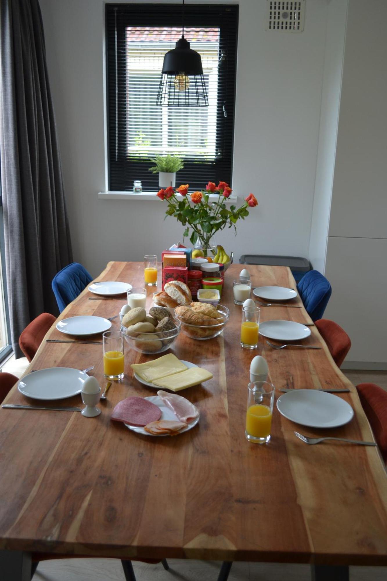 Comfortabel 6P Vakantiehuis Met Laadpaal Ewijk Екстериор снимка